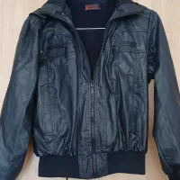 کاپشن چرم|لباس|سلماس, |دیوار