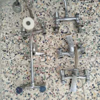 تعدادی شیر آلات