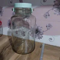 ظرف شیشه ای