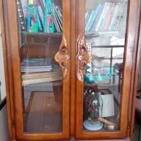 کتابخونه چوبی