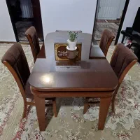 میز ناهارخوری چهارنفره