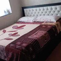 سرویس خواب|تخت و سرویس خواب|سیلوانه, |دیوار