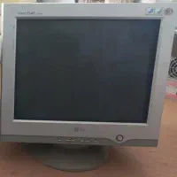 مانیتور ‌‌LG سایز ۱۷ اینچ سالم و تمیز با قیمت عالی