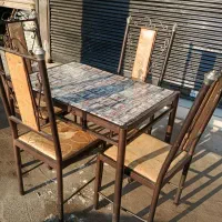میز و صندل
