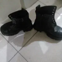 پوتین مشکی ساق بلندسایز۳۹زیباوشیک مخصوص جوانان