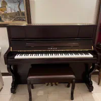 پیانو یاماها u10