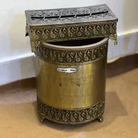 سطل زباله و دستمال کاغذی