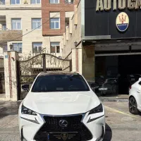 لکسوس NX ۳۰۰