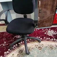 صندلی چرخ دار ومیز تحریر جنس ام دی اف