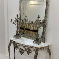 آینه و شمعدان برنجی