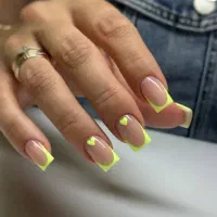 مژده مژده کاشت اولیه ناخن فقط۲۵۰