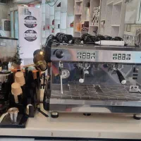 باریستا و فروشنده آبمیوه بستنی|استخدام خدمات فروشگاه و رستوران|پردیس, فاز ۱۱|دیوار