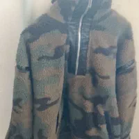 جاکت کاملا نو|لباس|اندیشه, اندیشه فاز ۱|دیوار