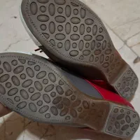 کفش چرم|کیف، کفش، کمربند|هشتگرد, شهرک بعثت|دیوار