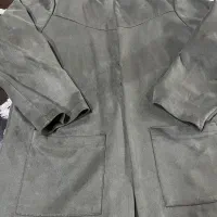 تعدادی لباس در حد نو تمیز|لباس|رشت, یخسازی|دیوار