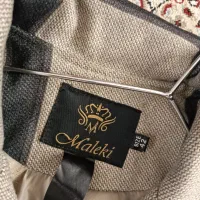 پالتو|لباس|سهند, |دیوار