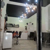 مغازه  و 220 متر زیر زمین  بین شهید و شهریور