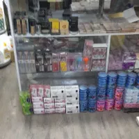 دوعدد ویترین