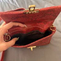 چند عدد کیف نو|کیف، کفش، کمربند|مشهد, تربیت (صدف)|دیوار