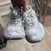 کتونی سایز ۴۵ /۴۴|کیف، کفش، کمربند|رشت, پاستوریزه|دیوار