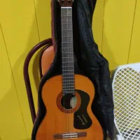 گیتار یاماها C70