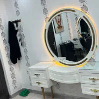 آینه و کنسول  ۴ عدد و آینه قدی