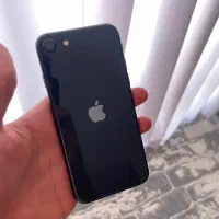 ایفون se 2020