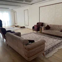 160متری-شمالی-طبقه2-نورگیر-عالی-اوایل-اقبال