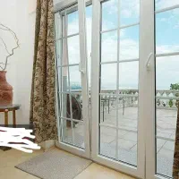 تولید،نصب، تعمیر و رگلاژ درب و پنجره UPVC و توری