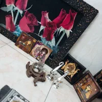 تعدادی وسایل دکوری سالم و تمیز قیمت مناسب|صنایع دستی و سایر لوازم تزئینی|تهران, یافت آباد جنوبی|دیوار