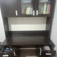 میز تحریر در حد نو