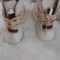 بوت  کرمی سایز 40|کیف، کفش، کمربند|سمنان, |دیوار