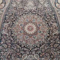 فرش شیش متری و شش تاپشتی