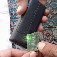 یشم سبز پنج کیلو و یاقوت کبود یاقوت سرخ زمرد