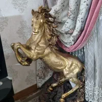تندیس و مجسمه اسب