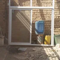 پنجره المینیوم بزرگ ریلی