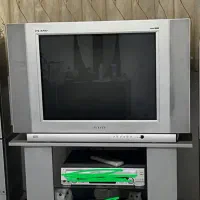 تلویزیون و میز تلویزیون