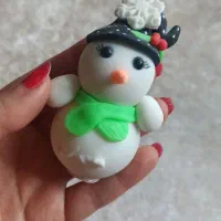 مجسمه آدم برفی خمیری