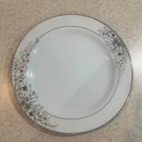 چینی ۱۸ نفره پردیس