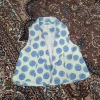 تعدادی لباس  و کفش دخترانه مناسب‌ 2 تا 3 و نیم