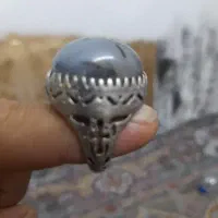 انگشتر قدیمی با سنگ شجر