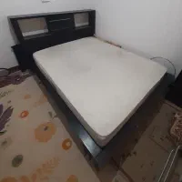 تخت دو نفره
