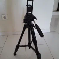 سه پایه دوربین و گوشی موبایل