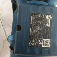 پمپ آب پنتاکس. ایتالیایی