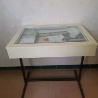 میز تحریر و نقشه کشی