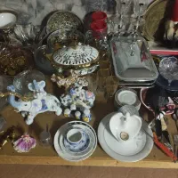 گلدان چینی مسی سوفله مجسمه و کلی وسایل کاربردی