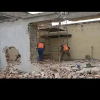 تخریب ساختمان تعمیرات و هرگونه خدمات انجام میشود|خدمات پیشه و مهارت|اهواز, رسالت|دیوار