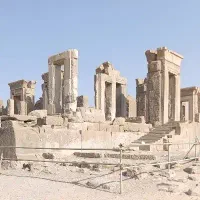 ضامن وام میخام