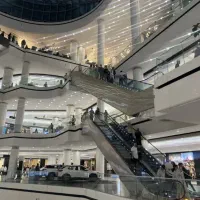 مغازه-32-متر-تجاری-دائم-حاشیه-پیروزی