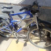 دوچرخه|دوچرخه، اسکیت، اسکوتر|زاویه, |دیوار